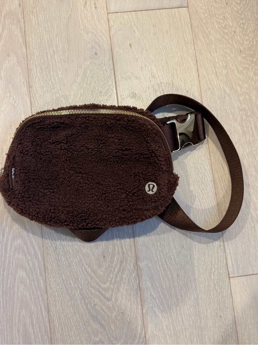 lululemon Everywhere Belt Bag 1L Brown Sherpa